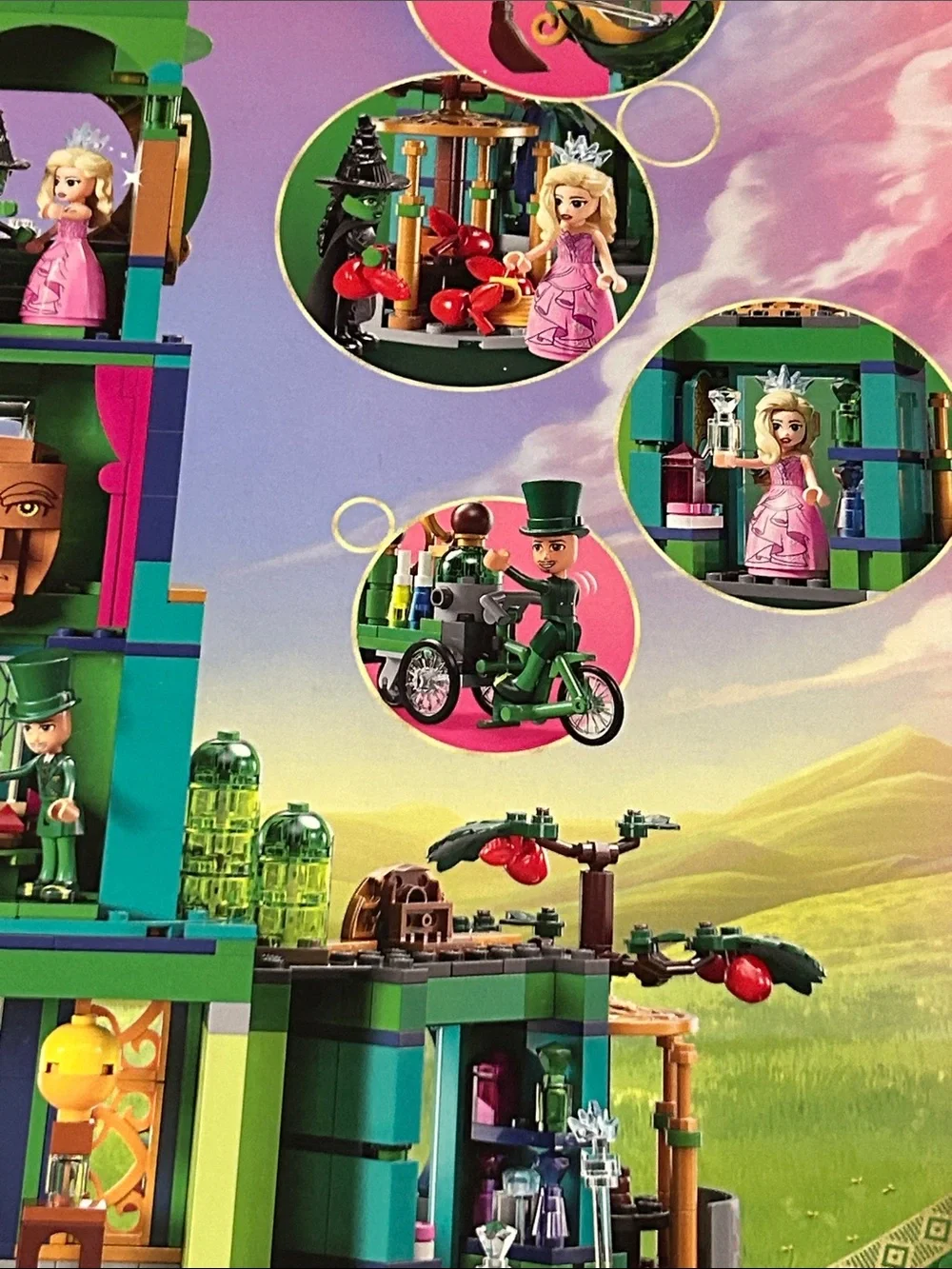 LEGO Wicked Emerald City SEALED NEVER OPENED